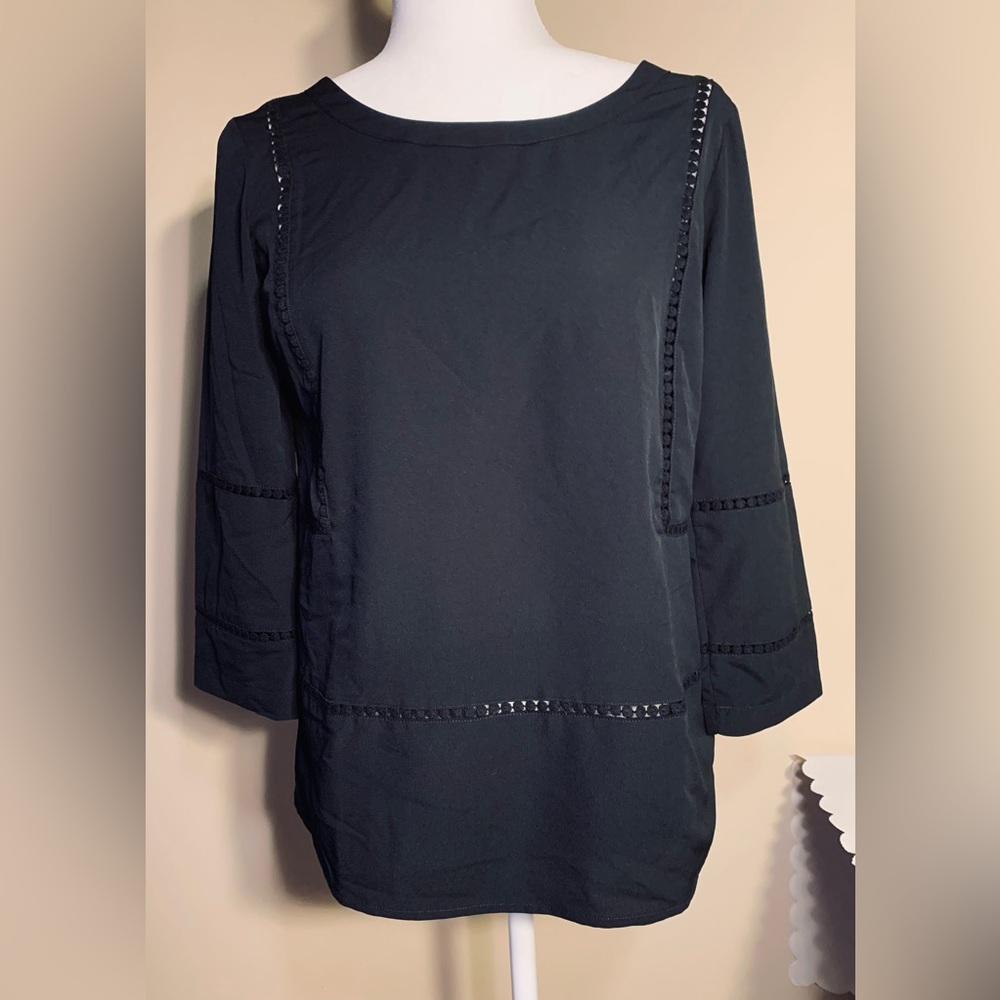 VGUC Top: Pullover, Eyelet Trim, A-Line, 2/3-Length Bell Sleeves, Boat Neck